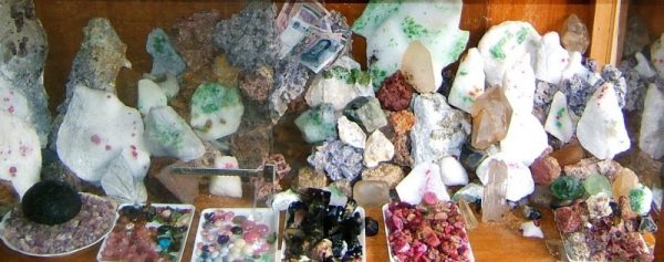 TOP 50 các loại đá quý hiếm, đá tự nhiên, đá phong thủy ở Việt Nam 2