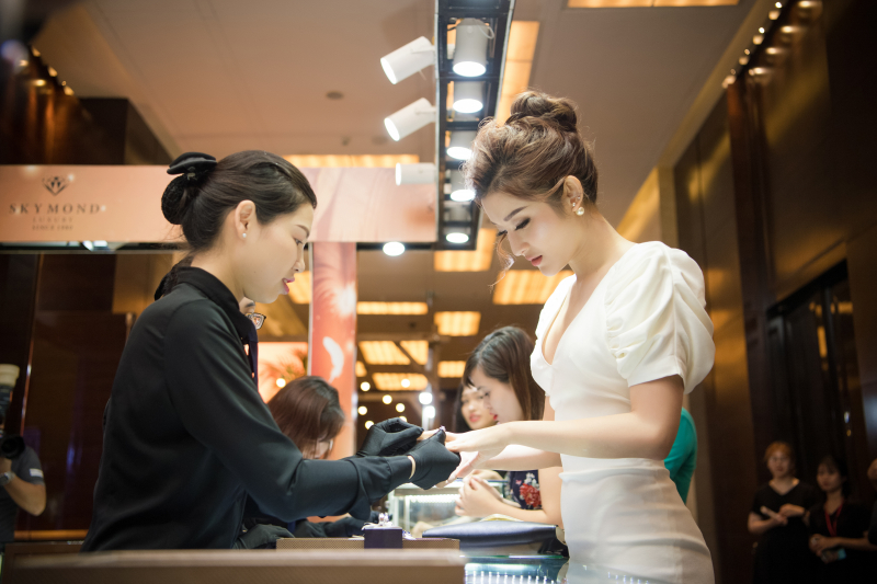 Top 11 Thương hiệu trang sức nổi tiếng nhất tại Việt Nam 6 Top 11 Thương hiệu trang sức nổi tiếng nhất tại Việt Nam - Toplist.vn