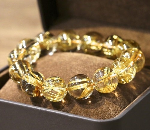 Cách chọn vòng đá thạch anh tóc vàng – 100% hữu ích – Vòng Đá Phong Thủy 5A 4 Cách chọn vòng đá thạch anh tóc vàng - 100% hữu ích - Vòng Đá Phong Thủy 5A