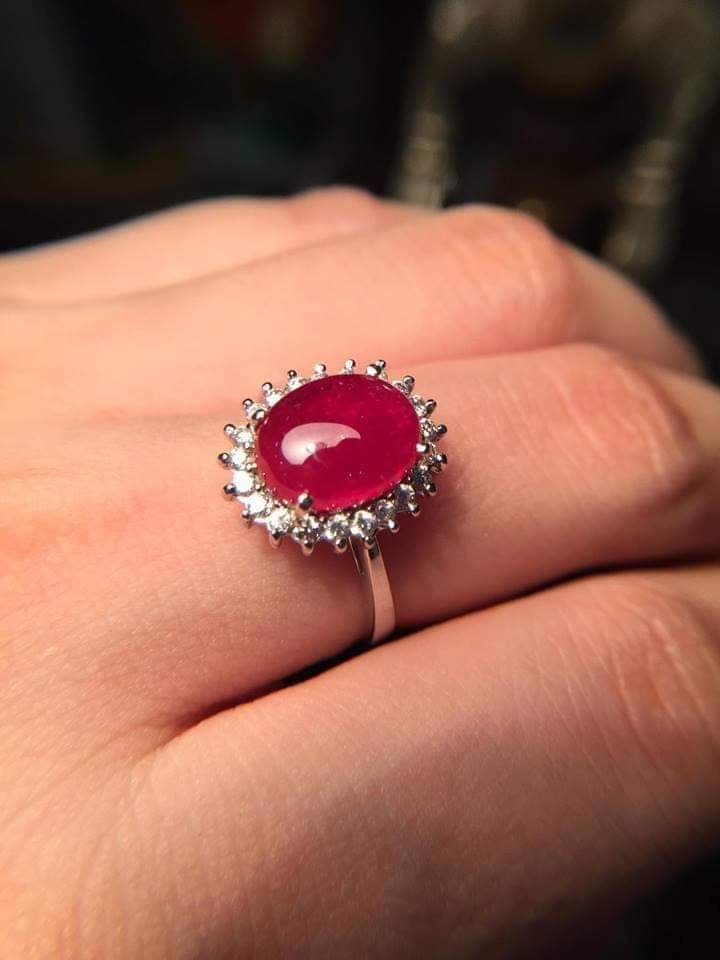 Đá Ruby có những loại nào? Phân biệt thật giả sao? – Đá quý An An 1 Đá Ruby có những loại nào? Phân biệt thật giả sao? - Đá quý An An